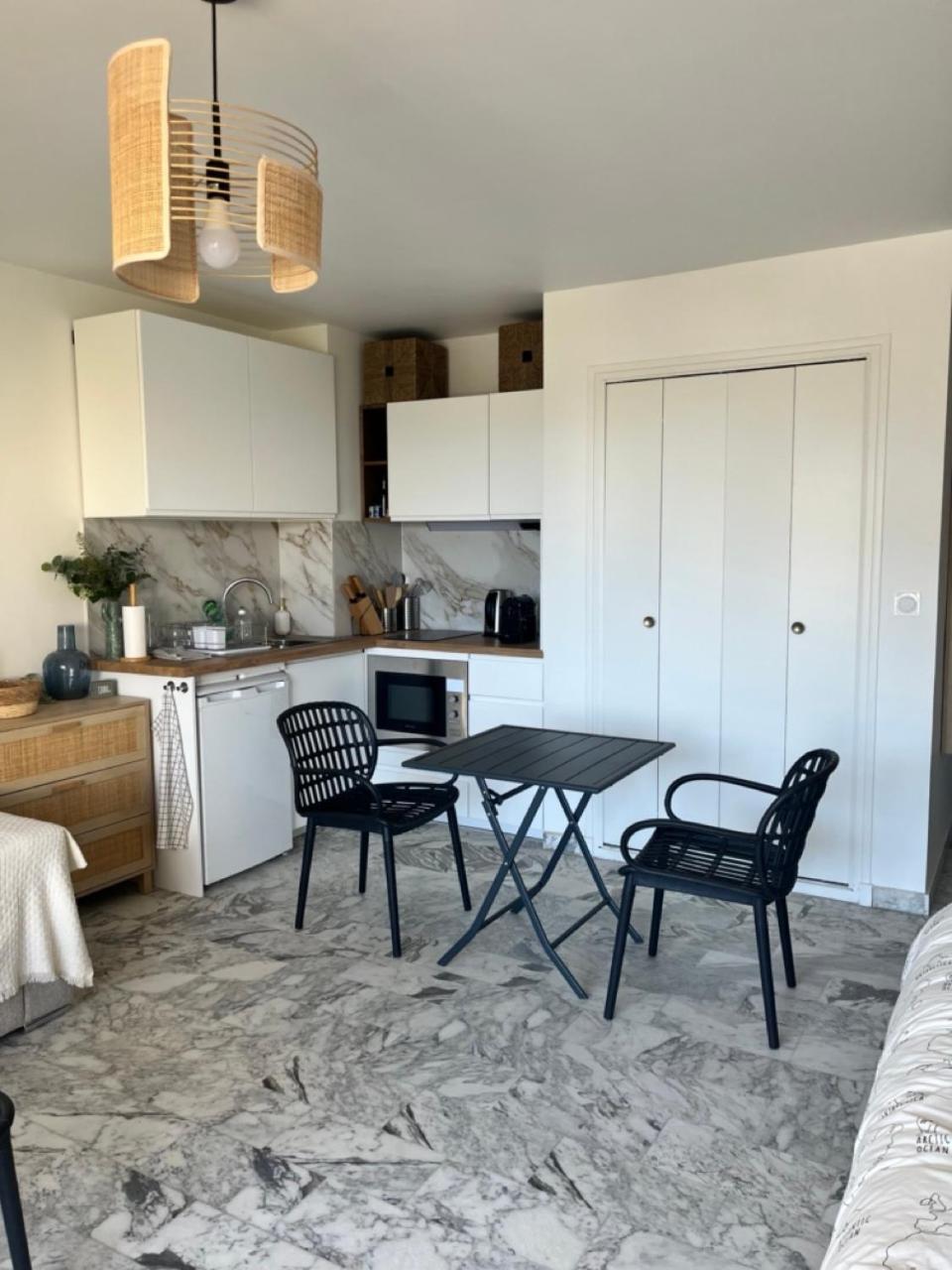 Studio Cosy Avec Terrasse Sur La Plage La Seyne-sur-Mer Exterior foto